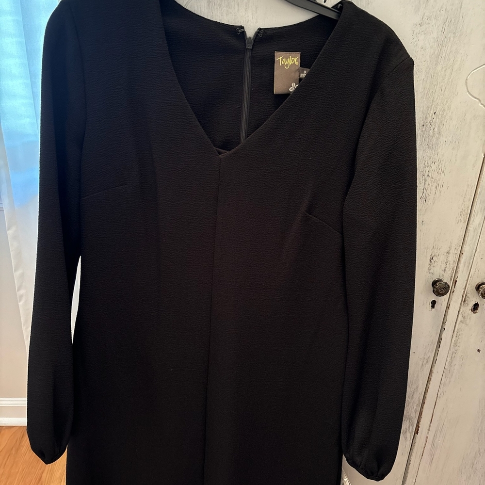 Taylor shirt black dress